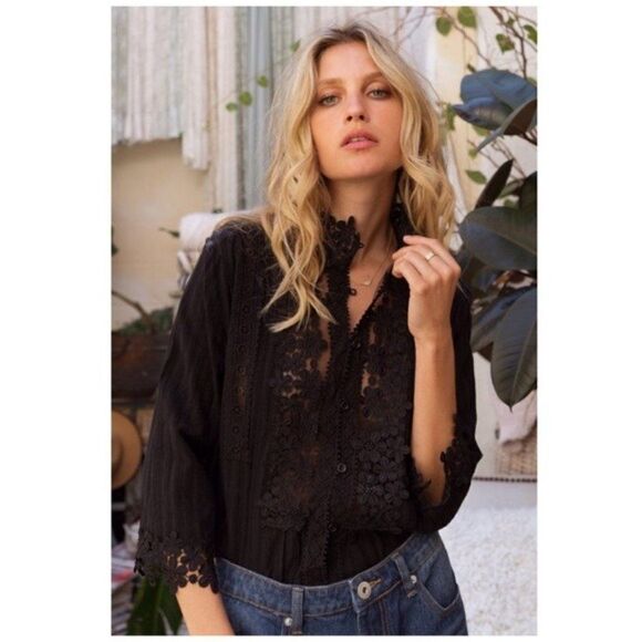 BLACK  Floral Lace Blouse - Picture 1 of 12